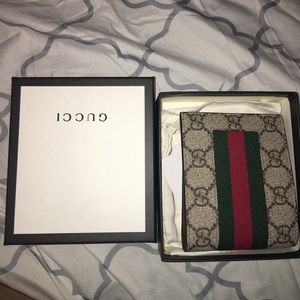 Gucci wallet brand new